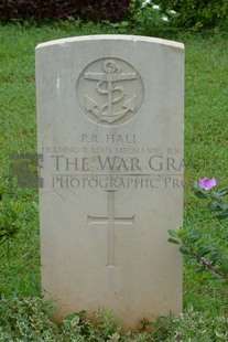 TRINCOMALEE WAR CEMETERY - HALL, PETER RAYMOND